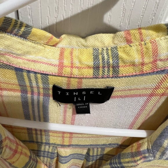 V-neck button down - Picture 3 of 3